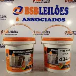 LOTE 434 - 02 BALDES DE DESMOLDANTE PARA FORMAS 3,6L. (NO ESTADO, LEILÃO NÃO TEM GARANTIA E NEM DEVOLUÇÃO, SUJEITO A POSSÍVEIS AVARIAS VISÍVEIS/OCULTAS E/OU AUSÊNCIA DE COMPONENTES).