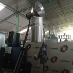 LOTE 456 - 02 LUMINÁRIAS MARCAS E MODELOS DIVERSOS. (NO ESTADO, LEILÃO NÃO TEM GARANTIA E NEM DEVOLUÇÃO, SUJEITO A POSSÍVEIS AVARIAS VISÍVEIS/OCULTAS E/OU AUSÊNCIA DE COMPONENTES).