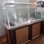 LOTE 578 - 01 BALCÃO EXPOSITOR COM TAMPO DE PEDRA. (NO ESTADO, LEILÃO NÃO TEM GARANTIA E NEM DEVOLUÇÃO, SUJEITO A POSSÍVEIS AVARIAS VISÍVEIS/OCULTAS E/OU AUSÊNCIA DE COMPONENTES).