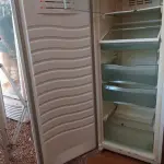 LOTE 604 - 01 FREEZER VERTICAL MARCA BRASTEMP 220V. (NO ESTADO, LEILÃO NÃO TEM GARANTIA E NEM DEVOLUÇÃO, SUJEITO A POSSÍVEIS AVARIAS VISÍVEIS/OCULTAS E/OU AUSÊNCIA DE COMPONENTES).