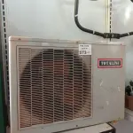 LOTE 573 - 01 CONDENSADORA MARCA TOTALINE 11.000BTU 220V. (NO ESTADO, LEILÃO NÃO TEM GARANTIA E NEM DEVOLUÇÃO, SUJEITO A POSSÍVEIS AVARIAS VISÍVEIS/OCULTAS E/OU AUSÊNCIA DE COMPONENTES).