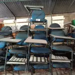 LOTE 507 - 10 CADEIRAS DE AUDITÓRIO. (NO ESTADO, LEILÃO NÃO TEM GARANTIA E NEM DEVOLUÇÃO, SUJEITO A POSSÍVEIS AVARIAS VISÍVEIS/OCULTAS E/OU AUSÊNCIA DE COMPONENTES).