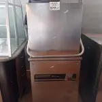 LOTE 577 - 01 LAVA LOUÇAS INDUSTRIAL E 01 ASPIRADOR DE PÓ COM AVARIAS. (NO ESTADO, LEILÃO NÃO TEM GARANTIA E NEM DEVOLUÇÃO, SUJEITO A POSSÍVEIS AVARIAS VISÍVEIS/OCULTAS E/OU AUSÊNCIA DE COMPONENTES).