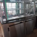 LOTE 579 - 01 BALCÃO EXPOSITOR REFRIGERADO SEM O MOTOR. (NO ESTADO, LEILÃO NÃO TEM GARANTIA E NEM DEVOLUÇÃO, SUJEITO A POSSÍVEIS AVARIAS VISÍVEIS/OCULTAS E/OU AUSÊNCIA DE COMPONENTES).