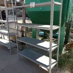 LOTE 630 - 01 ESTANTE DE FERRO COM 05 PRATELEIRAS. (NO ESTADO, LEILÃO NÃO TEM GARANTIA E NEM DEVOLUÇÃO, SUJEITO A POSSÍVEIS AVARIAS VISÍVEIS/OCULTAS E/OU AUSÊNCIA DE COMPONENTES).
