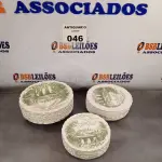 LOTE 046 - 01 LOTE COM VÁRIOS PRATOS INGLESES PARA DECORAÇÃO. (NO ESTADO, LEILÃO NÃO TEM GARANTIA E NEM DEVOLUÇÃO, SUJEITO A POSSÍVEIS AVARIAS VISÍVEIS/OCULTAS E/OU AUSÊNCIA DE COMPONENTES).