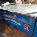 LOTE 602 - 01 FREEZER HORIZONTAL COM 01 TAMPA SEM O MOTOR. (NO ESTADO, LEILÃO NÃO TEM GARANTIA E NEM DEVOLUÇÃO, SUJEITO A POSSÍVEIS AVARIAS VISÍVEIS/OCULTAS E/OU AUSÊNCIA DE COMPONENTES).