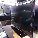 LOTE 532 - 01 TV SAMSUNG 37” POL PARA RETIRADA DE PEÇAS. (NO ESTADO, LEILÃO NÃO TEM GARANTIA E NEM DEVOLUÇÃO, SUJEITO A POSSÍVEIS AVARIAS VISÍVEIS/OCULTAS E/OU AUSÊNCIA DE COMPONENTES).