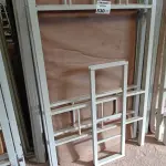 LOTE 530 - 01 CAMA BELICHE EM METAL. (NO ESTADO, LEILÃO NÃO TEM GARANTIA E NEM DEVOLUÇÃO, SUJEITO A POSSÍVEIS AVARIAS VISÍVEIS/OCULTAS E/OU AUSÊNCIA DE COMPONENTES).