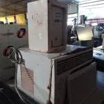 LOTE 498 - 01 AR CONDICIONADO DE EMBUTIR E 01 COFRE PEQUENO. (NO ESTADO, LEILÃO NÃO TEM GARANTIA E NEM DEVOLUÇÃO, SUJEITO A POSSÍVEIS AVARIAS VISÍVEIS/OCULTAS E/OU AUSÊNCIA DE COMPONENTES).