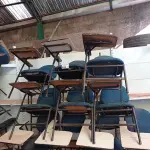 LOTE 595 - 10 CADEIRAS DE AUDITÓRIO. (NO ESTADO, LEILÃO NÃO TEM GARANTIA E NEM DEVOLUÇÃO, SUJEITO A POSSÍVEIS AVARIAS VISÍVEIS/OCULTAS E/OU AUSÊNCIA DE COMPONENTES).