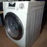LOTE 526 - 01 LAVA SECA MARCA ELECTROLUX 10.5 KG 220V. (NO ESTADO, LEILÃO NÃO TEM GARANTIA E NEM DEVOLUÇÃO, SUJEITO A POSSÍVEIS AVARIAS VISÍVEIS/OCULTAS E/OU AUSÊNCIA DE COMPONENTES).