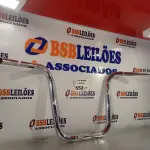 LOTE 552 - 01 GUIDÃO SECA SUVACO CROMADO. (NO ESTADO, LEILÃO NÃO TEM GARANTIA E NEM DEVOLUÇÃO, SUJEITO A POSSÍVEIS AVARIAS VISÍVEIS/OCULTAS E/OU AUSÊNCIA DE COMPONENTES).