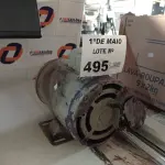 LOTE 495 - 01 MOTOR ELÉTRICO E 01 TELA DE PROTEÇÃO RETRÁTIL. (NO ESTADO, LEILÃO NÃO TEM GARANTIA E NEM DEVOLUÇÃO, SUJEITO A POSSÍVEIS AVARIAS VISÍVEIS/OCULTAS E/OU AUSÊNCIA DE COMPONENTES).