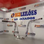 LOTE 553 - 01 GUIDÃO SECA SUVACO CROMADO. (NO ESTADO, LEILÃO NÃO TEM GARANTIA E NEM DEVOLUÇÃO, SUJEITO A POSSÍVEIS AVARIAS VISÍVEIS/OCULTAS E/OU AUSÊNCIA DE COMPONENTES).