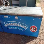 LOTE 603 - 01 FREEZER HORIZONTAL COM 01 TAMPA SEM O MOTOR. (NO ESTADO, LEILÃO NÃO TEM GARANTIA E NEM DEVOLUÇÃO, SUJEITO A POSSÍVEIS AVARIAS VISÍVEIS/OCULTAS E/OU AUSÊNCIA DE COMPONENTES).