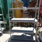 LOTE 631 - 01 ESTANTE DE FERRO COM 05 PRATELEIRAS. (NO ESTADO, LEILÃO NÃO TEM GARANTIA E NEM DEVOLUÇÃO, SUJEITO A POSSÍVEIS AVARIAS VISÍVEIS/OCULTAS E/OU AUSÊNCIA DE COMPONENTES).
