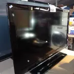 LOTE 532 - 01 TV SAMSUNG 37” POL PARA RETIRADA DE PEÇAS. (NO ESTADO, LEILÃO NÃO TEM GARANTIA E NEM DEVOLUÇÃO, SUJEITO A POSSÍVEIS AVARIAS VISÍVEIS/OCULTAS E/OU AUSÊNCIA DE COMPONENTES).