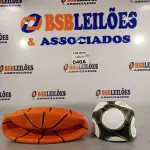 LOTE 040 - 01 BOLA DE BASQUETE E 01 BOLA DE FUTEBOL. (NO ESTADO, LEILÃO NÃO TEM GARANTIA E NEM DEVOLUÇÃO, SUJEITO A POSSÍVEIS AVARIAS VISÍVEIS/OCULTAS E/OU AUSÊNCIA DE COMPONENTES).