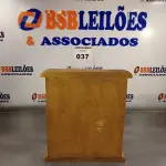 LOTE 037 - 01 PORTA JOIAS. (NO ESTADO, LEILÃO NÃO TEM GARANTIA E NEM DEVOLUÇÃO, SUJEITO A POSSÍVEIS AVARIAS VISÍVEIS/OCULTAS E/OU AUSÊNCIA DE COMPONENTES).