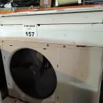 LOTE 157 - 01 AR CONDICIONADO MARCA KOMECO BRIZE 7.000BTU. (NO ESTADO, LEILÃO NÃO TEM GARANTIA E NEM DEVOLUÇÃO, SUJEITO A POSSÍVEIS AVARIAS VISÍVEIS/OCULTAS E/OU AUSÊNCIA DE COMPONENTES).