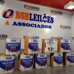 LOTE 121 - 09 LATAS DE COLA DE CONTATO TEKBOND 695ML/750G. (NO ESTADO, LEILÃO NÃO TEM GARANTIA E NEM DEVOLUÇÃO, SUJEITO A POSSÍVEIS AVARIAS VISÍVEIS/OCULTAS E/OU AUSÊNCIA DE COMPONENTES).