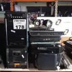 LOTE 178 - 01 LOTE COM PERIFÉRICOS DE INFORMÁTICA DIVERSOS. (NO ESTADO, LEILÃO NÃO TEM GARANTIA E NEM DEVOLUÇÃO, SUJEITO A POSSÍVEIS AVARIAS VISÍVEIS/OCULTAS E/OU AUSÊNCIA DE COMPONENTES).