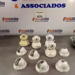 LOTE 031 - 01 LOTE COM VÁRIAS CÂMERAS DE SEGURANÇA MARCAS E MODELOS DIVERSOS. (NO ESTADO, LEILÃO NÃO TEM GARANTIA E NEM DEVOLUÇÃO, SUJEITO A POSSÍVEIS AVARIAS VISÍVEIS/OCULTAS E/OU AUSÊNCIA DE COMPONENTES).