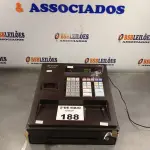 LOTE 188 - 01 CAIXA REGISTRADORA MARCA SHARP MODELO XE-A102. (NO ESTADO, LEILÃO NÃO TEM GARANTIA E NEM DEVOLUÇÃO, SUJEITO A POSSÍVEIS AVARIAS VISÍVEIS/OCULTAS E/OU AUSÊNCIA DE COMPONENTES).