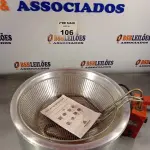 LOTE 106 - 01 FRITADEIRA ELÉTRICA MARCA PRÓGAS MODELO PR- 70 E/PR-70 EL FUNCIONANDO. (NO ESTADO, LEILÃO NÃO TEM GARANTIA E NEM DEVOLUÇÃO, SUJEITO A POSSÍVEIS AVARIAS VISÍVEIS/OCULTAS E/OU AUSÊNCIA DE COMPONENTES).