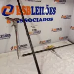 LOTE 128 - 02 BENGALAS COM PEGA DE CABEÇA ÁGUIA E ADAGA EMBUTIDA. (NO ESTADO, LEILÃO NÃO TEM GARANTIA E NEM DEVOLUÇÃO, SUJEITO A POSSÍVEIS AVARIAS VISÍVEIS/OCULTAS E/OU AUSÊNCIA DE COMPONENTES).