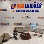 LOTE 140 - 01 MEDIDOR DE PRESSÃO, 01 RADIO-RELÓGIO E 02 ALTO-FALANTES ANTIGO. (NO ESTADO, LEILÃO NÃO TEM GARANTIA E NEM DEVOLUÇÃO, SUJEITO A POSSÍVEIS AVARIAS VISÍVEIS/OCULTAS E/OU AUSÊNCIA DE COMPONENTES).