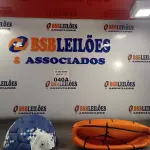LOTE 040 - 01 BOLA DE BASQUETE E 01 BOLA DE FUTEBOL. (NO ESTADO, LEILÃO NÃO TEM GARANTIA E NEM DEVOLUÇÃO, SUJEITO A POSSÍVEIS AVARIAS VISÍVEIS/OCULTAS E/OU AUSÊNCIA DE COMPONENTES).