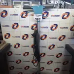 LOTE 387 - 01 ENCERADEIRA INDUSTRIAL MARCA CRISMAR. (NO ESTADO, LEILÃO NÃO TEM GARANTIA E NEM DEVOLUÇÃO, SUJEITO A POSSÍVEIS AVARIAS VISÍVEIS/OCULTAS E/OU AUSÊNCIA DE COMPONENTES).