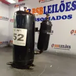 LOTE 052 - 01 - COMPRESSOR ROTATIVO GMCC TOSHIBA AR CONDICIONADO PH401X3CS 220V (NO ESTADO, NÃO SABEMOS SE FUNCIONA. LEILÃO NÃO TEM GARANTIA E NEM DEVOLUÇÃO, SUJEITO A POSSÍVEIS AVARIAS VISÍVEIS/OCULTAS E/OU AUSÊNCIA DE COMPONENTES)