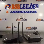 LOTE 213 - 01 ROTEADOR D-LINK MODELO DIR-878, 01 SWITCH INTELBRAS 16 PORTAS E 02 ANTENAS 2.4GHZ. (NO ESTADO, LEILÃO NÃO TEM GARANTIA E NEM DEVOLUÇÃO, SUJEITO A POSSÍVEIS AVARIAS VISÍVEIS/OCULTAS E/OU AUSÊNCIA DE COMPONENTES).