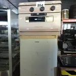 LOTE 264 - 01 FRIGOBAR REFRIGERAÇÃO ELETRÔNICA MARCA ETERN E 01 FOGÃO 02 BOCAS MARCA DAKO. (NO ESTADO, LEILÃO NÃO TEM GARANTIA E NEM DEVOLUÇÃO, SUJEITO A POSSÍVEIS AVARIAS VISÍVEIS/OCULTAS E/OU AUSÊNCIA DE COMPONENTES).