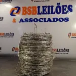LOTE 026 - 01 - ARAME FARPADO (NO ESTADO, NÃO SABEMOS SE FUNCIONA. LEILÃO NÃO TEM GARANTIA E NEM DEVOLUÇÃO, SUJEITO A POSSÍVEIS AVARIAS VISÍVEIS/OCULTAS E/OU AUSÊNCIA DE COMPONENTES)