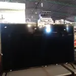 LOTE 379 - 01 TV MARCA LG 50” POL PARA RETIRADA DE PEÇAS. (NO ESTADO, LEILÃO NÃO TEM GARANTIA E NEM DEVOLUÇÃO, SUJEITO A POSSÍVEIS AVARIAS VISÍVEIS/OCULTAS E/OU AUSÊNCIA DE COMPONENTES).