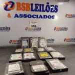LOTE 356 - 15 HARD DISC PARA PC MARCAS E MODELOS DIVERSOS. (NO ESTADO, LEILÃO NÃO TEM GARANTIA E NEM DEVOLUÇÃO, SUJEITO A POSSÍVEIS AVARIAS VISÍVEIS/OCULTAS E/OU AUSÊNCIA DE COMPONENTES).