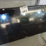 LOTE 449 - 01 TV MARCA SAMSUNG 32” POL PARA RETIRADA DE PEÇAS. (NO ESTADO, LEILÃO NÃO TEM GARANTIA E NEM DEVOLUÇÃO, SUJEITO A POSSÍVEIS AVARIAS VISÍVEIS/OCULTAS E/OU AUSÊNCIA DE COMPONENTES).