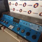 LOTE 377 - 01 MESA DE SOM AUDIOLINE. (NO ESTADO, LEILÃO NÃO TEM GARANTIA E NEM DEVOLUÇÃO, SUJEITO A POSSÍVEIS AVARIAS VISÍVEIS/OCULTAS E/OU AUSÊNCIA DE COMPONENTES).