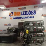 LOTE 382 - 03 RELÓGIOS DE PONTO E 4 APARELHOS DE SOM MARCAS E MODELOS DIVERSOS. (NO ESTADO, LEILÃO NÃO TEM GARANTIA E NEM DEVOLUÇÃO, SUJEITO A POSSÍVEIS AVARIAS VISÍVEIS/OCULTAS E/OU AUSÊNCIA DE COMPONENTES).