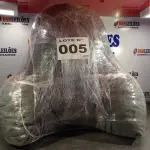 LOTE 005 - 01 - ENCOSTO DINO VELUDO ORTOBOM (NO ESTADO, NÃO SABEMOS SE FUNCIONA. LEILÃO NÃO TEM GARANTIA E NEM DEVOLUÇÃO, SUJEITO A POSSÍVEIS AVARIAS VISÍVEIS/OCULTAS E/OU AUSÊNCIA DE COMPONENTES)