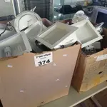 LOTE 374 - 01 LOTE COM GRANDE QUANTIDADE DE LUMINÁRIAS DE EMBUTIR MARCAS E MODELOS DIVERSOS. (NO ESTADO, LEILÃO NÃO TEM GARANTIA E NEM DEVOLUÇÃO, SUJEITO A POSSÍVEIS AVARIAS VISÍVEIS/OCULTAS E/OU AUSÊNCIA DE COMPONENTES).