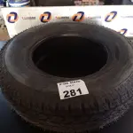 LOTE 281 - 01 PNEU REMOLD NAS MEDIDAS: 235/70/16. (NO ESTADO, LEILÃO NÃO TEM GARANTIA E NEM DEVOLUÇÃO, SUJEITO A POSSÍVEIS AVARIAS VISÍVEIS/OCULTAS E/OU AUSÊNCIA DE COMPONENTES).