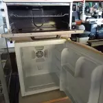 LOTE 264 - 01 FRIGOBAR REFRIGERAÇÃO ELETRÔNICA MARCA ETERN E 01 FOGÃO 02 BOCAS MARCA DAKO. (NO ESTADO, LEILÃO NÃO TEM GARANTIA E NEM DEVOLUÇÃO, SUJEITO A POSSÍVEIS AVARIAS VISÍVEIS/OCULTAS E/OU AUSÊNCIA DE COMPONENTES).