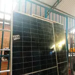 LOTE 038 - 2 - PLACAS ENERGIA SOLAR (NO ESTADO, NÃO SABEMOS SE FUNCIONA. LEILÃO NÃO TEM GARANTIA E NEM DEVOLUÇÃO, SUJEITO A POSSÍVEIS AVARIAS VISÍVEIS/OCULTAS E/OU AUSÊNCIA DE COMPONENTES)