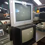 LOTE 391 - 03 TV’S DE TUBO MARCAS E MODELOS DIVERSOS. (NO ESTADO, LEILÃO NÃO TEM GARANTIA E NEM DEVOLUÇÃO, SUJEITO A POSSÍVEIS AVARIAS VISÍVEIS/OCULTAS E/OU AUSÊNCIA DE COMPONENTES).
