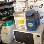 LOTE 272 - 01 MICRO-ONDAS, 01 PURIFICADOR DE ÁGUA, 01 NEBULIZADOR E 03 GARRAFAS TÉRMICAS MARCAS E MODELOS DIVERSOS. (NO ESTADO, LEILÃO NÃO TEM GARANTIA E NEM DEVOLUÇÃO, SUJEITO A POSSÍVEIS AVARIAS VISÍVEIS/OCULTAS E/OU AUSÊNCIA DE COMPONENTES).